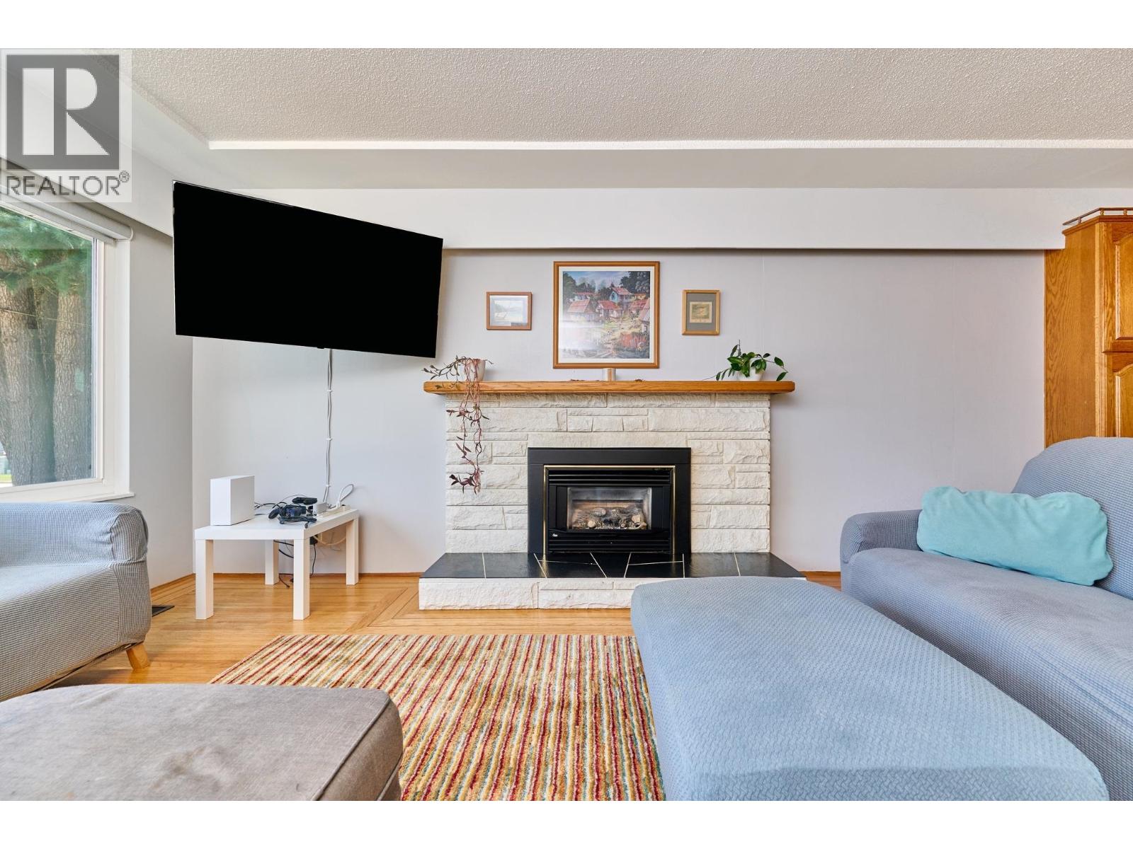 1339 Brisbane Avenue, Coquitlam, British Columbia  V3J 5L2 - Photo 3 - R3159590