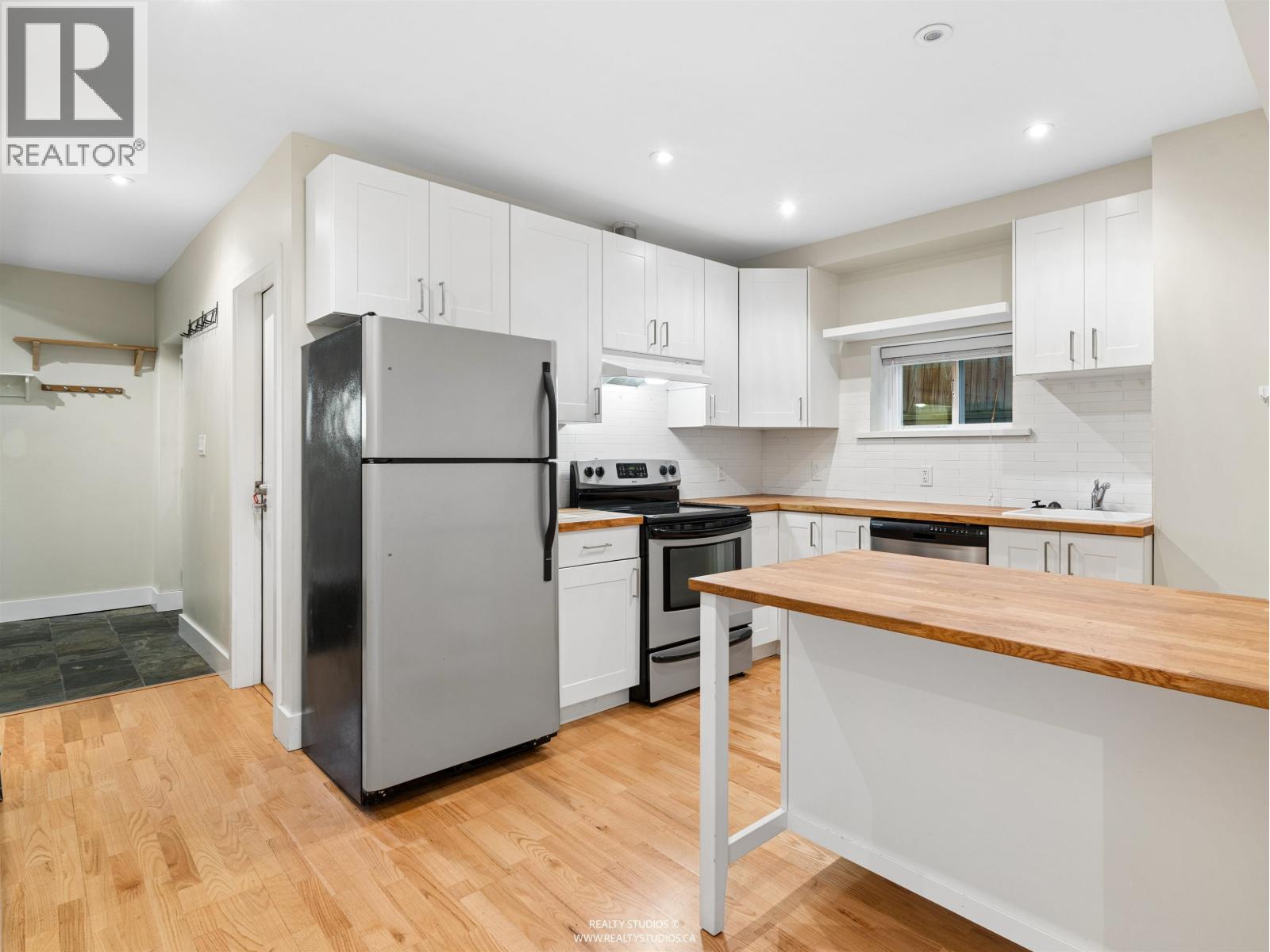 908 W 21st Avenue, Vancouver, British Columbia  V5Z 1Z1 - Photo 24 - R3159591