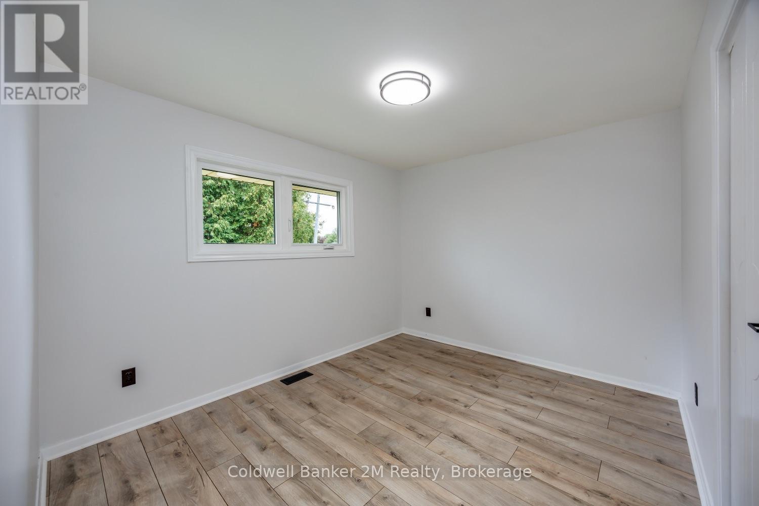 314 Inverness Drive, Oshawa, Ontario  L1J 5T4 - Photo 17 - E13721656