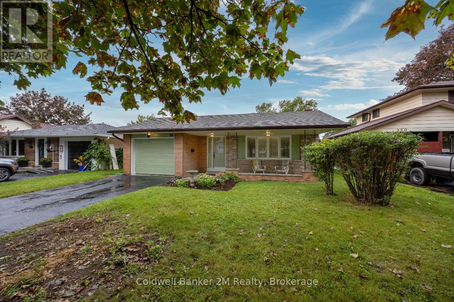 314 Inverness Drive — photo 2