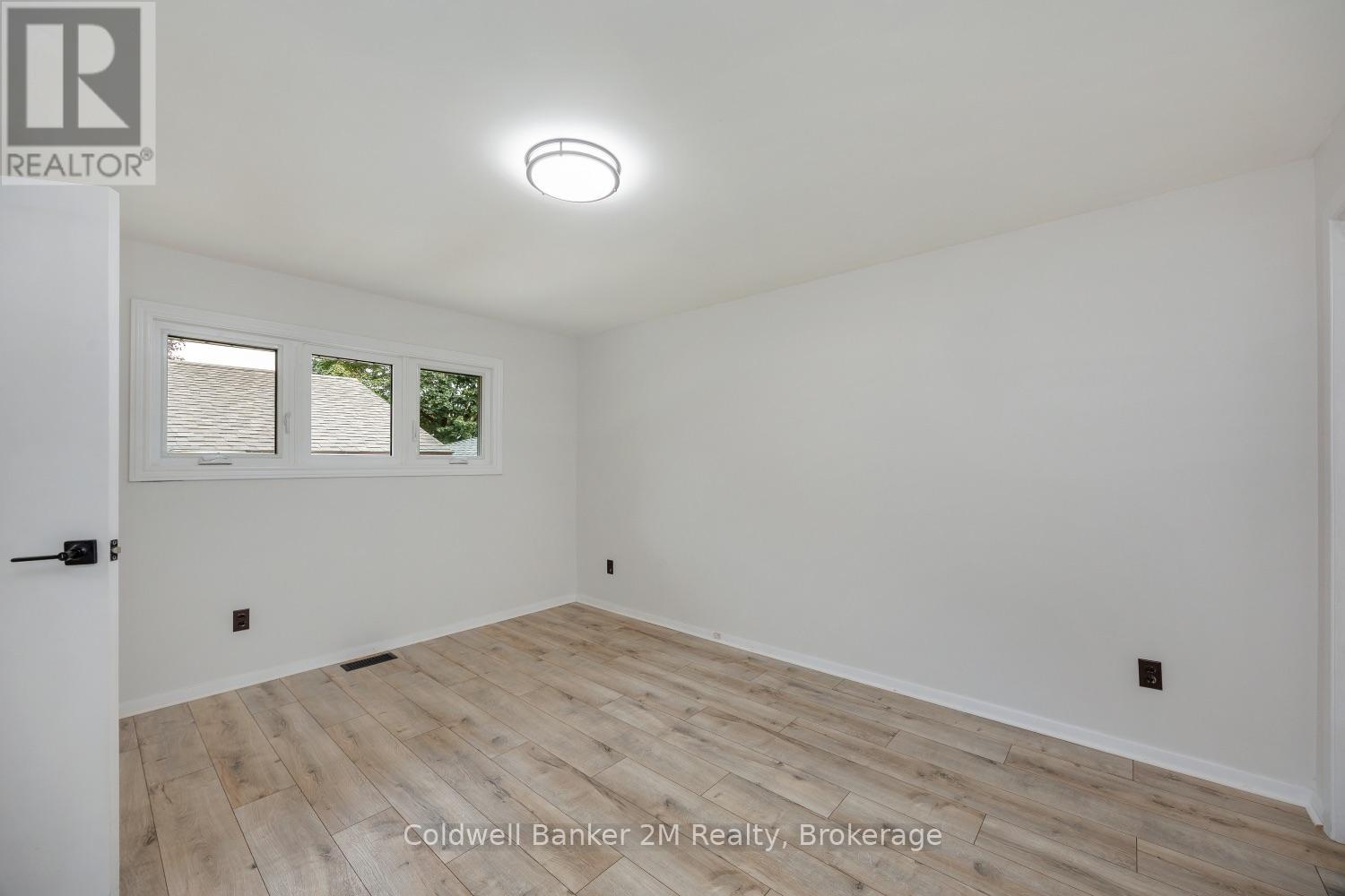 314 Inverness Drive, Oshawa, Ontario  L1J 5T4 - Photo 25 - E13721656