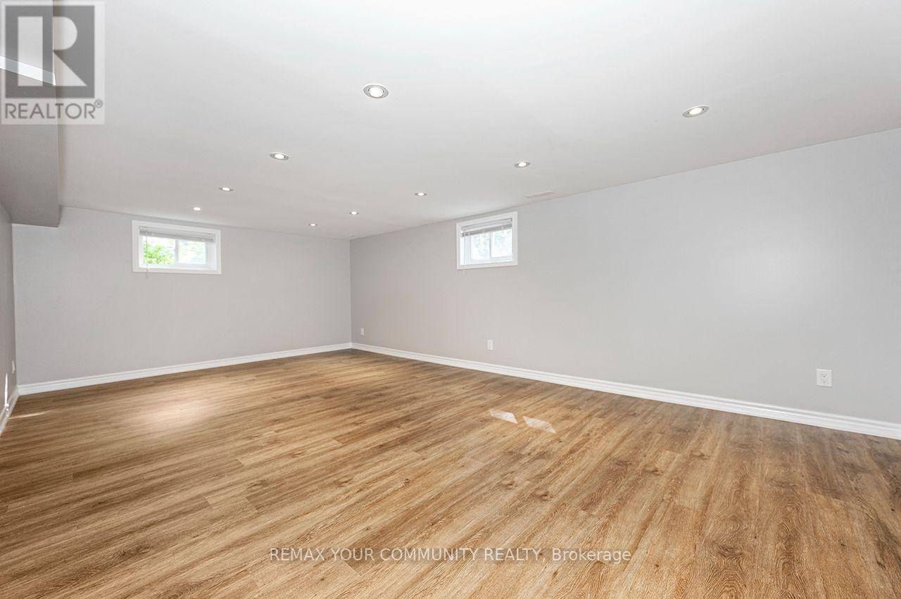 91 Mcgillivray Avenue, Toronto, Ontario  M5M 2Y5 - Photo 24 - C13721570