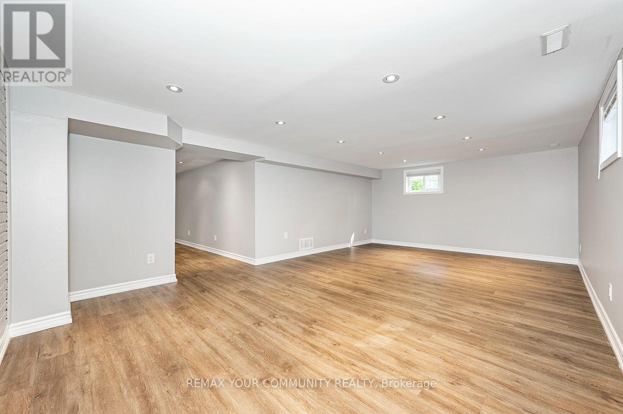 91 Mcgillivray Avenue, Toronto, Ontario  M5M 2Y5 - Photo 25 - C13721570