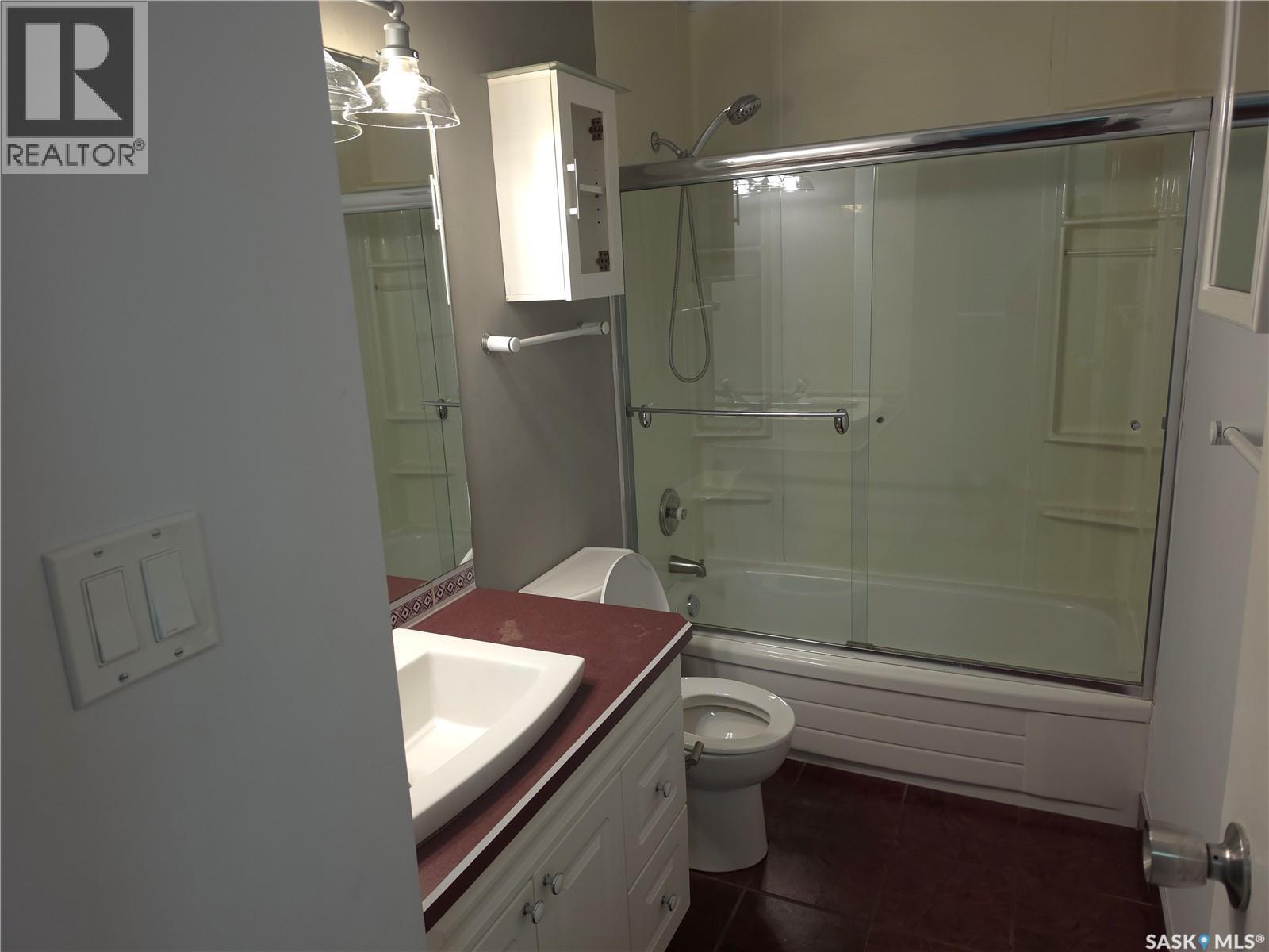 18 1128 Mckercher Drive, Saskatoon, Saskatchewan  S7H 4Y7 - Photo 8 - SK039252