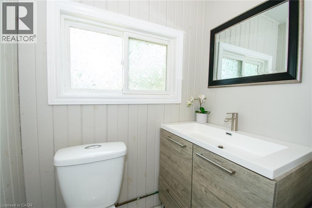 820 Cedar Street, Dunnville, Ontario  N1A 2K2 - Photo 21 - 40851440