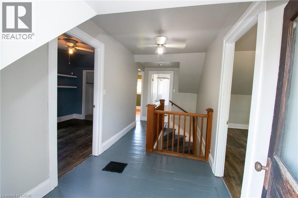 820 Cedar Street, Dunnville, Ontario  N1A 2K2 - Photo 27 - 40851440