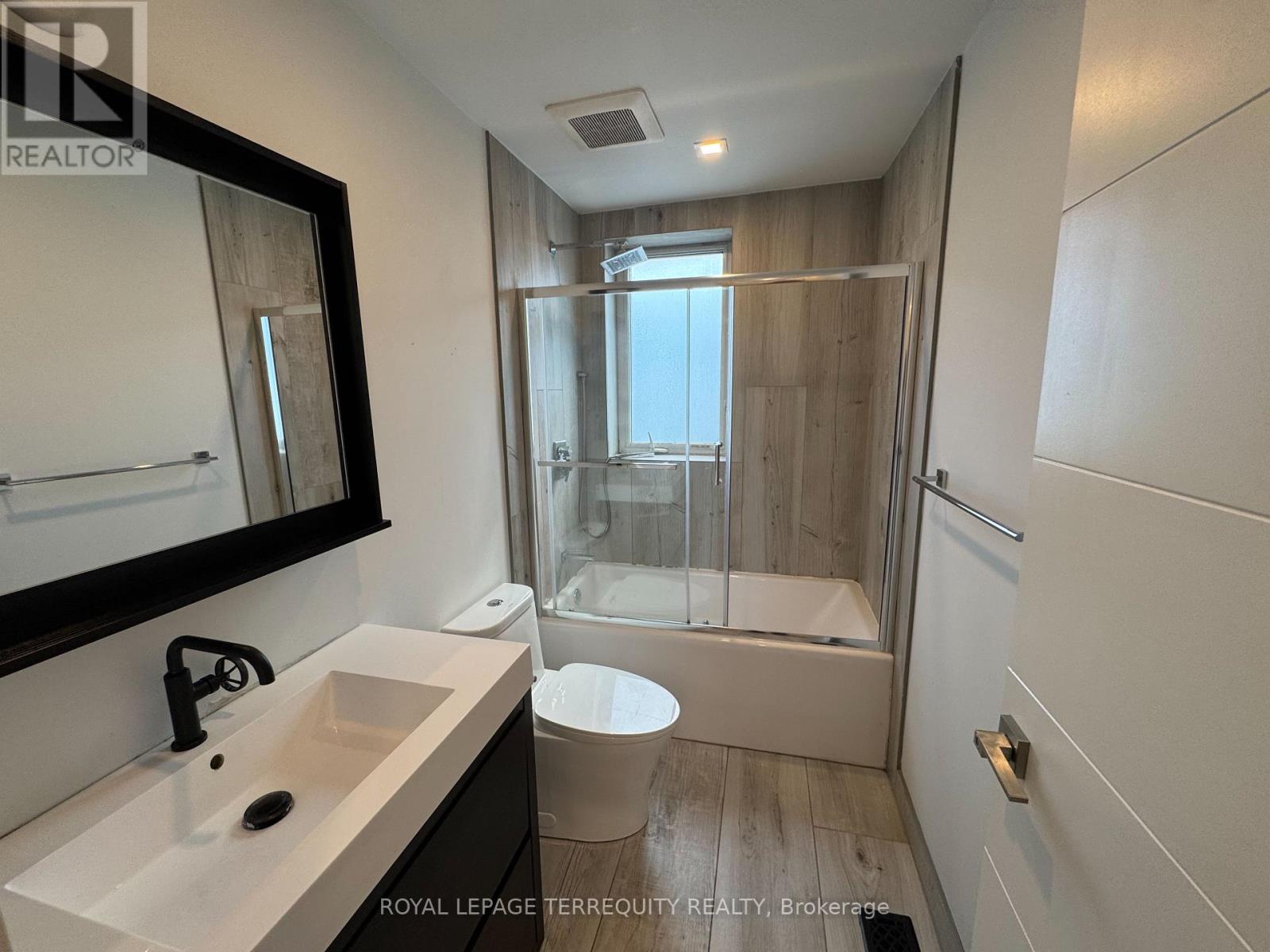 2 - 200 Munro Street, Toronto, Ontario  M4M 2C2 - Photo 11 - E13721534