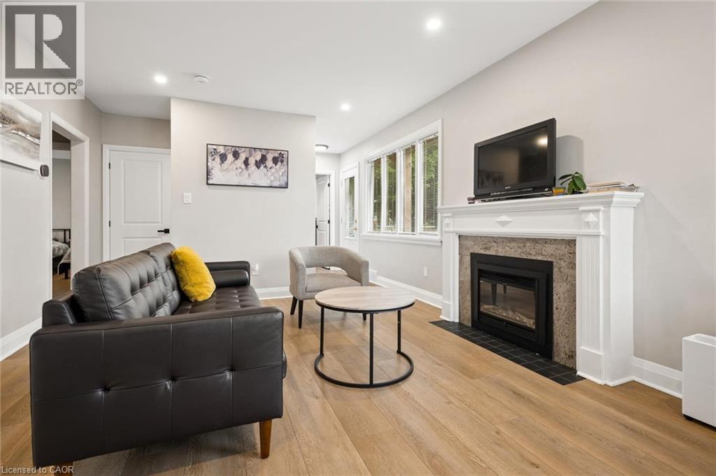 1030 Queens Boulevard Unit# Upper, Kitchener, Ontario  N2M 1B7 - Photo 10 - 40853286