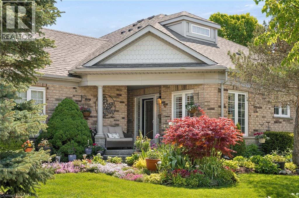 147 Reiber Court, Waterloo, Ontario  N2L 6N2 - Photo 4 - 40854072