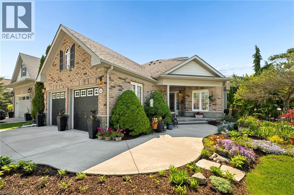 147 Reiber Court, Waterloo, Ontario  N2L 6N2 - Photo 3 - 40854072