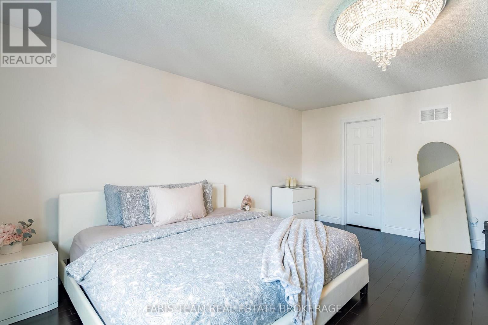 1128 Westmount Avenue, Innisfil, Ontario  L9S 4Z4 - Photo 25 - N13721622