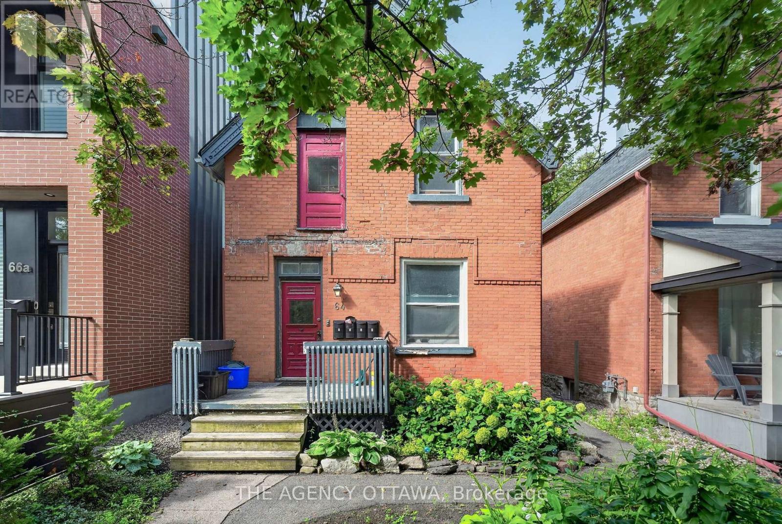 64 BAYSWATER AVENUE, Ottawa, Ontario