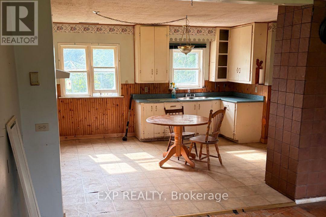 325 County Rd 16 Road, Elizabethtown-Kitley, Ontario  K0G 1G0 - Photo 3 - X13721614