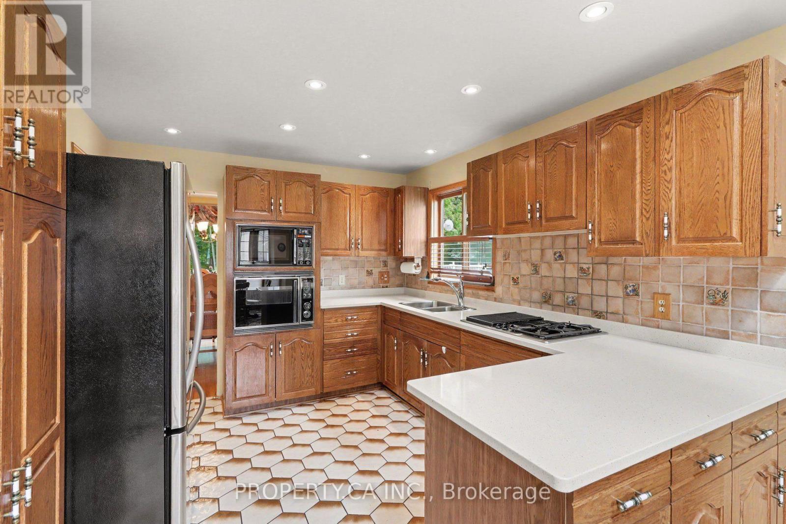 790 Gadwell Court, Ottawa, Ontario  K1E 2Z7 - Photo 12 - X13721632