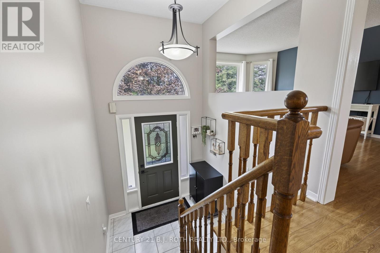 23 Carter Crescent, Orillia, Ontario  L3V 7S3 - Photo 2 - S13721598