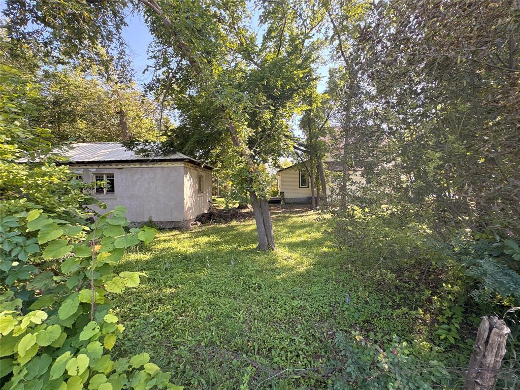 144 Fifth Street, Reston, Manitoba  R0M 1X0 - Photo 32 - 202621592