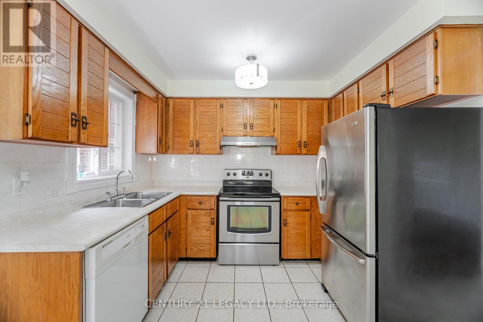 3182 Bracknell Crescent, Mississauga, Ontario  L5N 4W4 - Photo 15 - W13721528