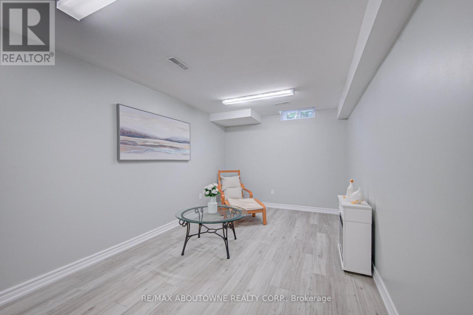 1140 Avondale Drive, Oakville, Ontario  L6H 5L3 - Photo 28 - W13721584