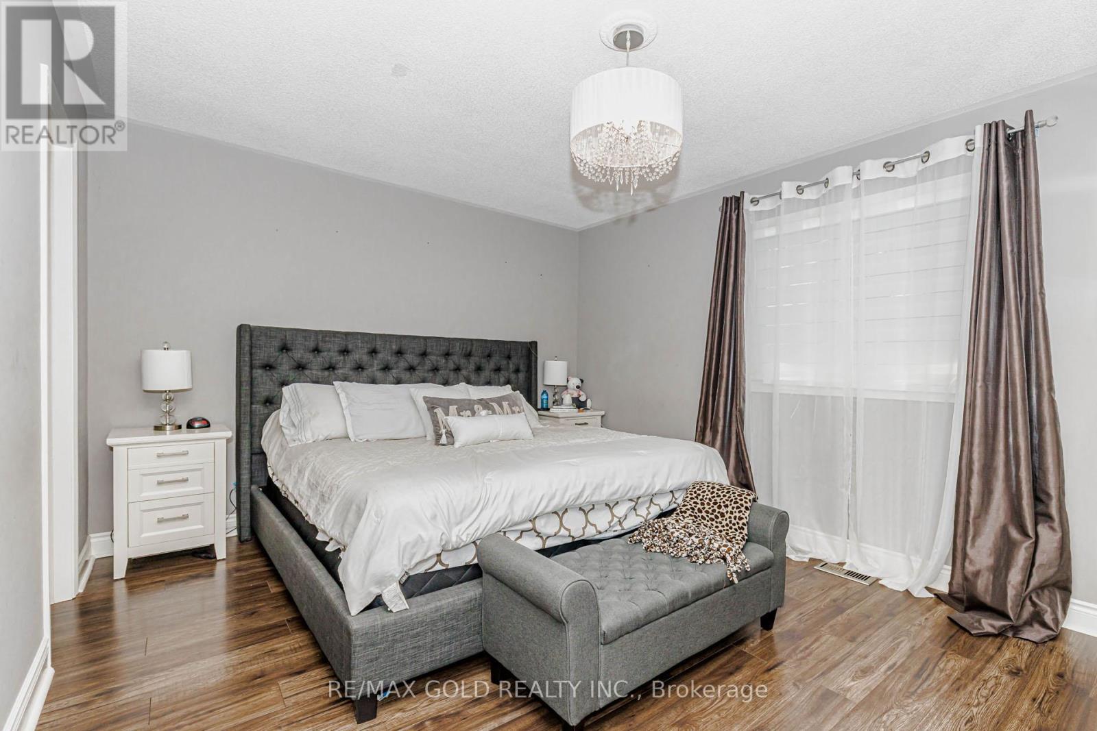 7 Clipstone Court, Brampton, Ontario  L6X 4J4 - Photo 24 - W13721588