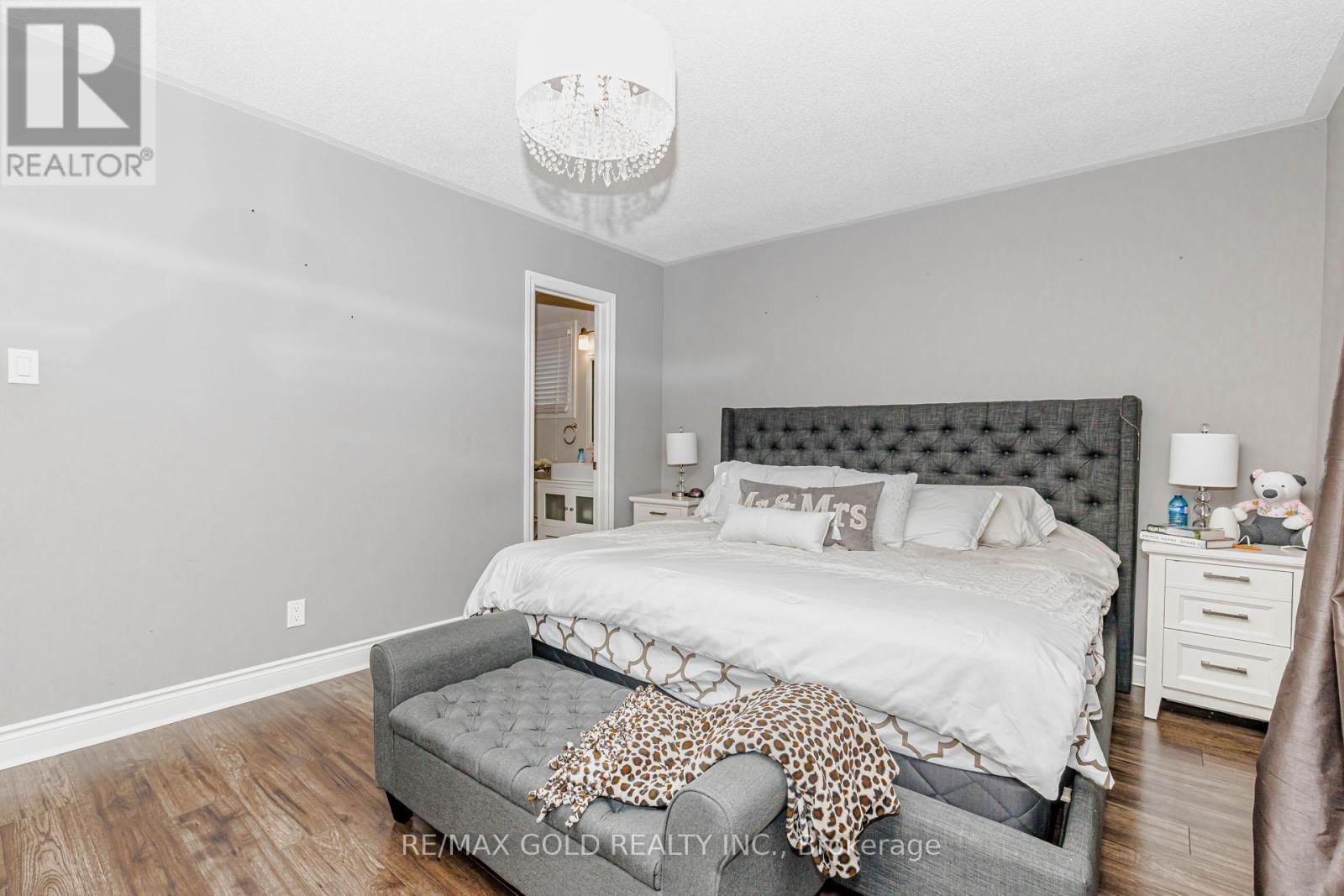 7 Clipstone Court, Brampton, Ontario  L6X 4J4 - Photo 25 - W13721588