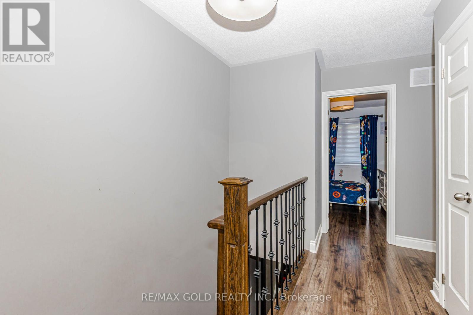 7 Clipstone Court, Brampton, Ontario  L6X 4J4 - Photo 29 - W13721588