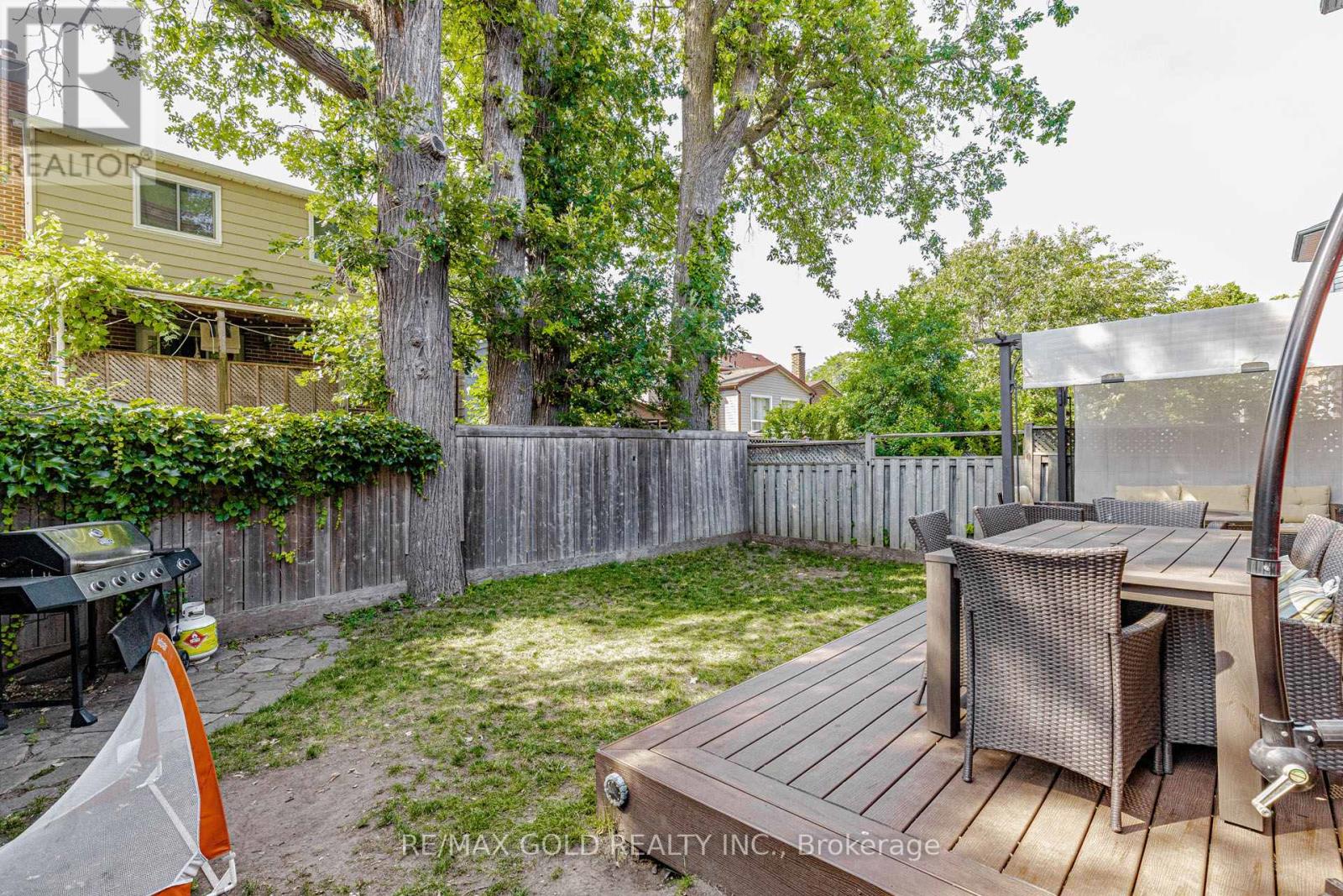7 Clipstone Court, Brampton, Ontario  L6X 4J4 - Photo 49 - W13721588