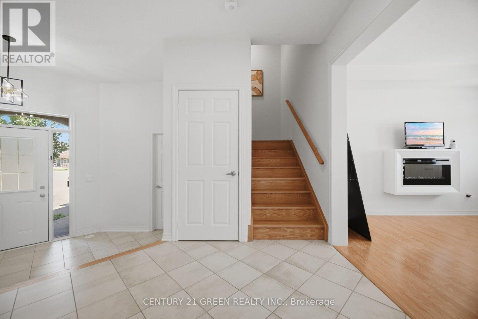 537 Dundas Street E, Oakville, Ontario  L6H 3P6 - Photo 11 - W13721592