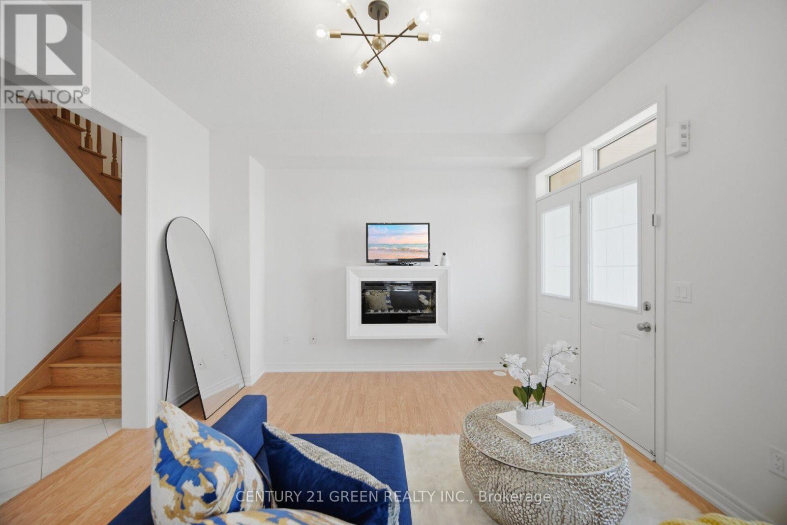 537 Dundas Street E, Oakville, Ontario  L6H 3P6 - Photo 4 - W13721592
