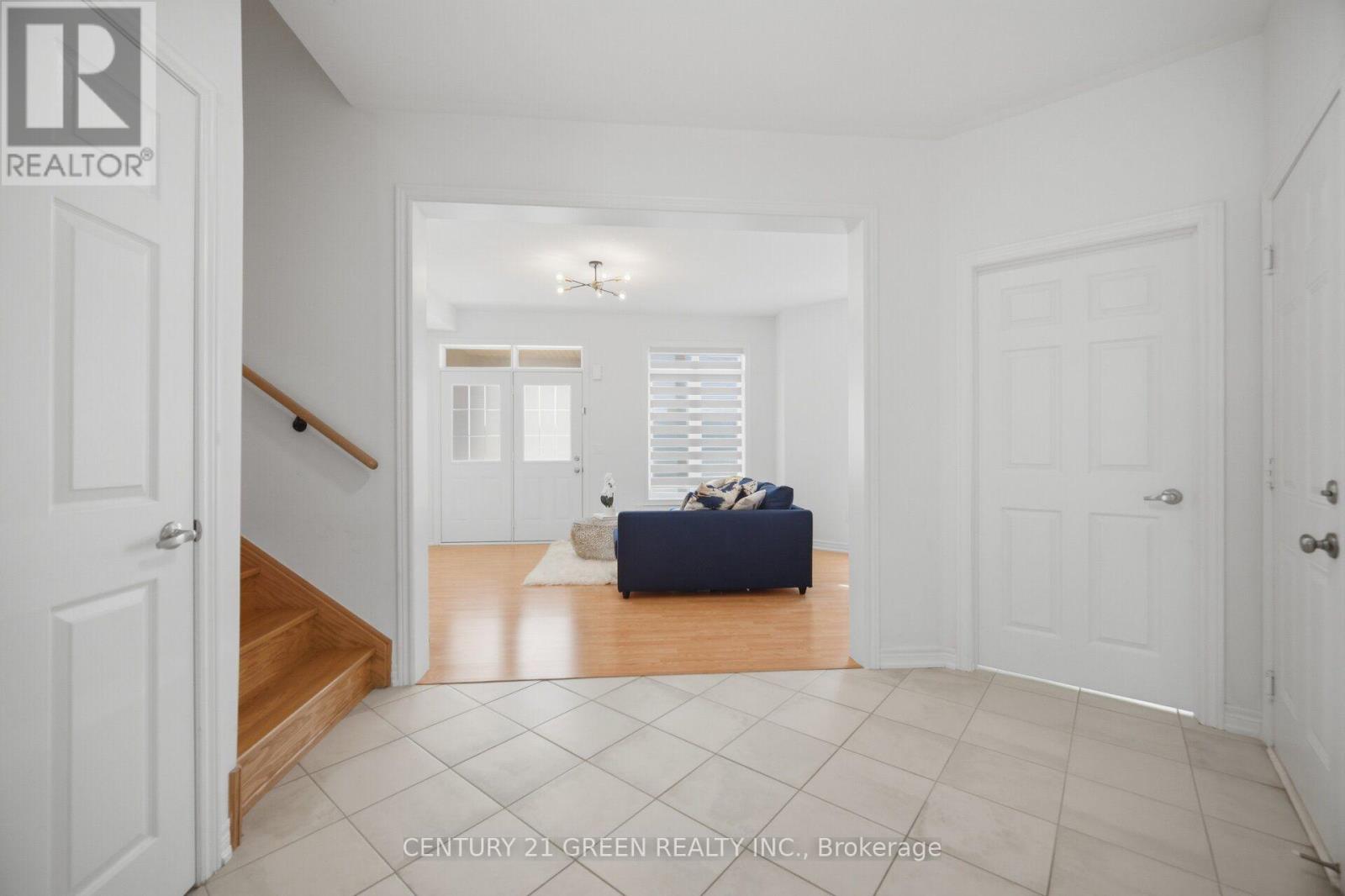 537 Dundas Street E, Oakville, Ontario  L6H 3P6 - Photo 5 - W13721592