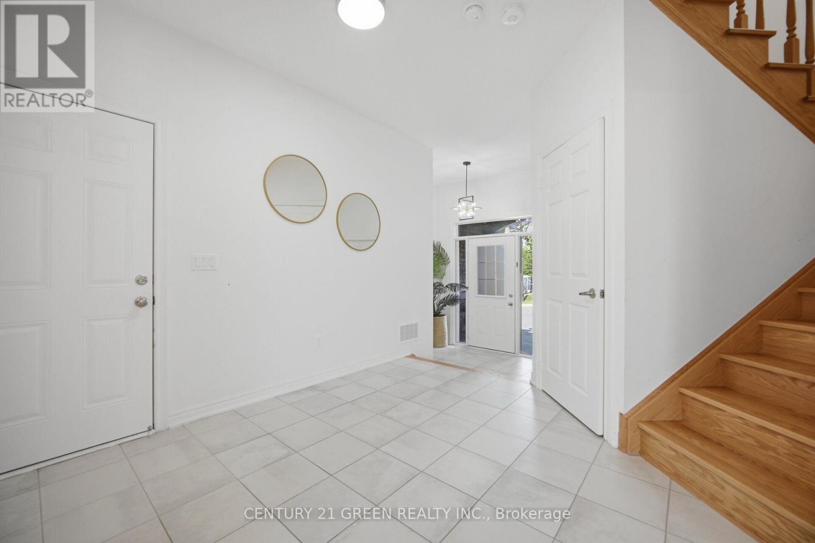 537 Dundas Street E, Oakville, Ontario  L6H 3P6 - Photo 6 - W13721592