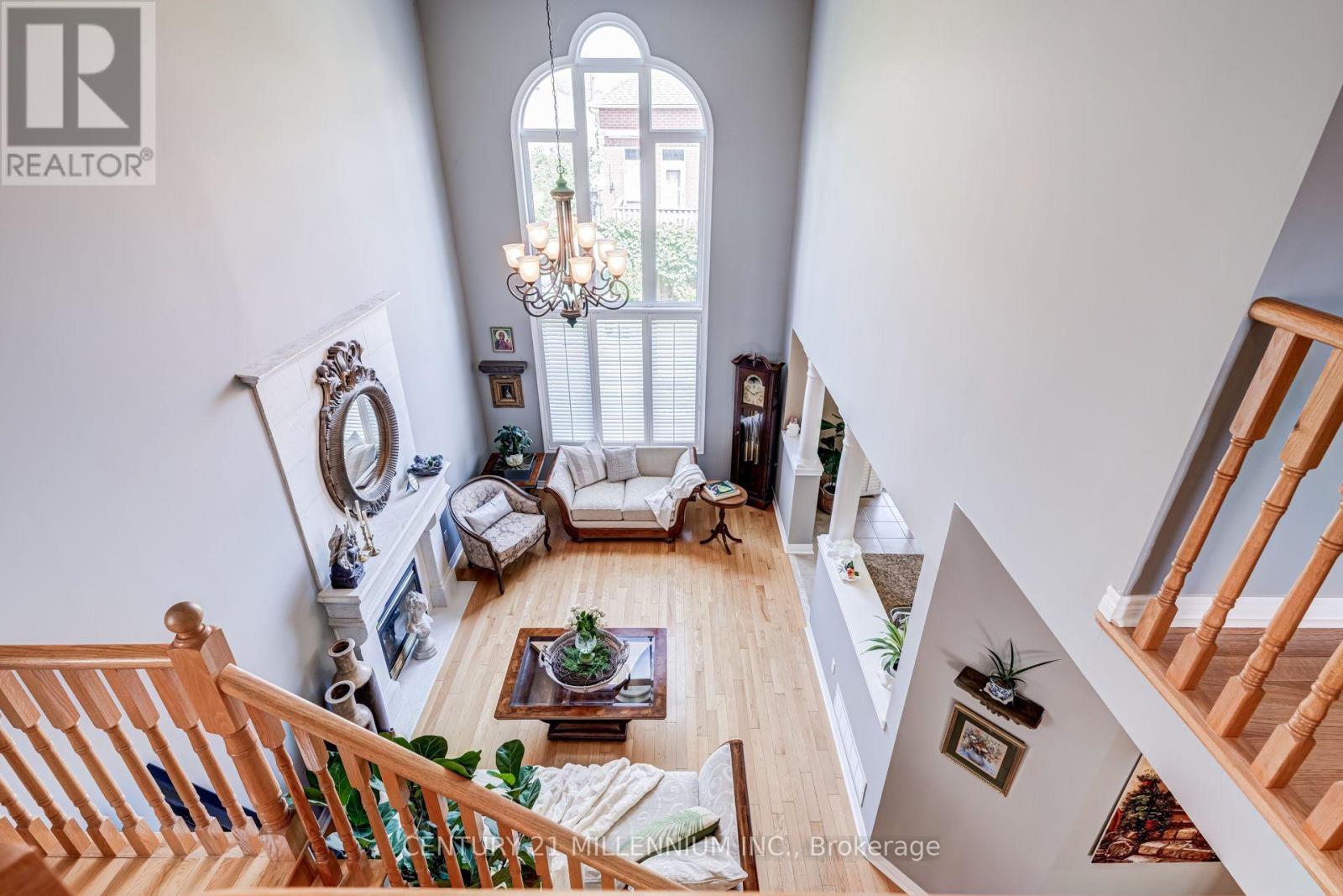 2555 Nichols Drive, Oakville, Ontario  L6H 7L3 - Photo 10 - W13721620