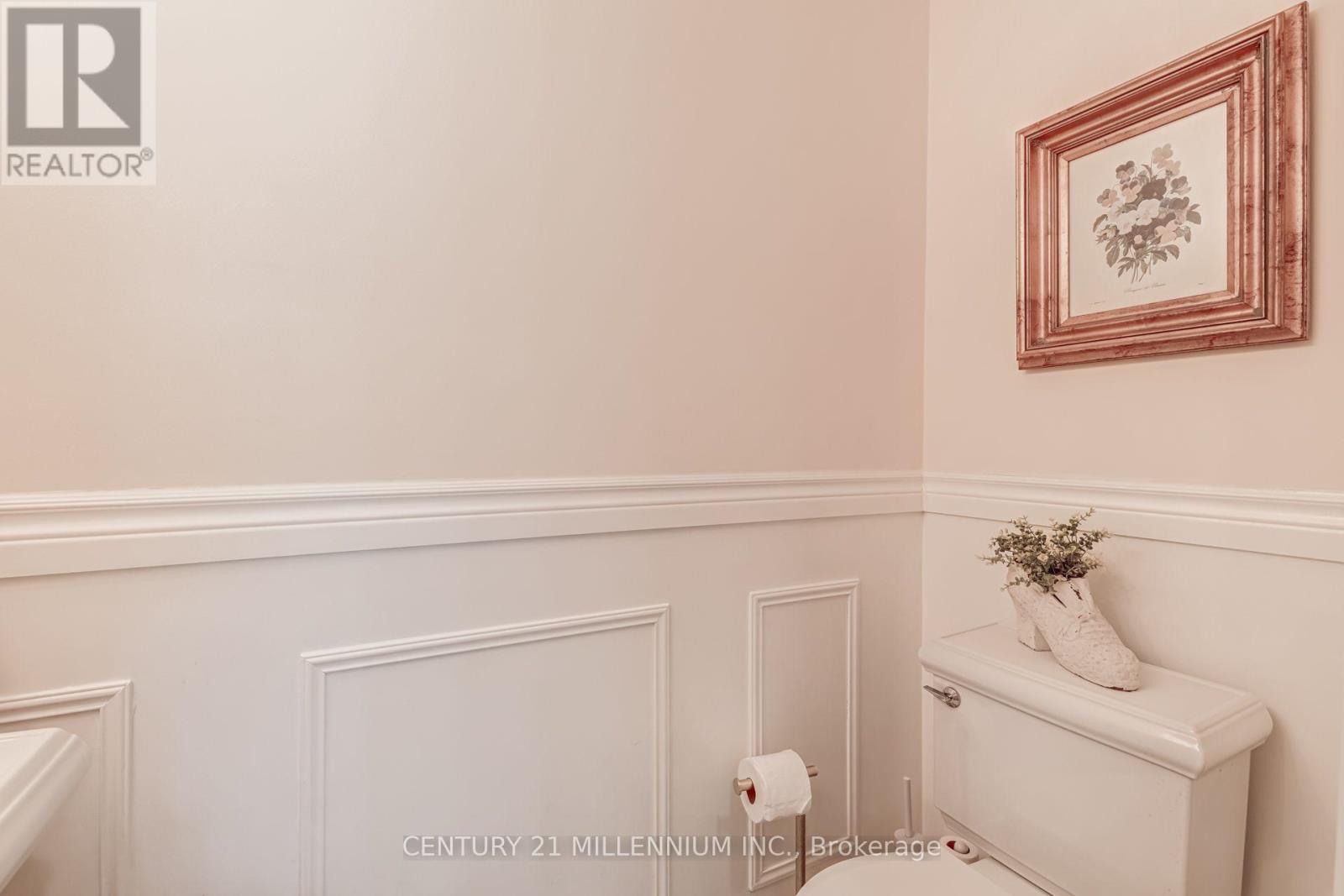 2555 Nichols Drive, Oakville, Ontario  L6H 7L3 - Photo 18 - W13721620