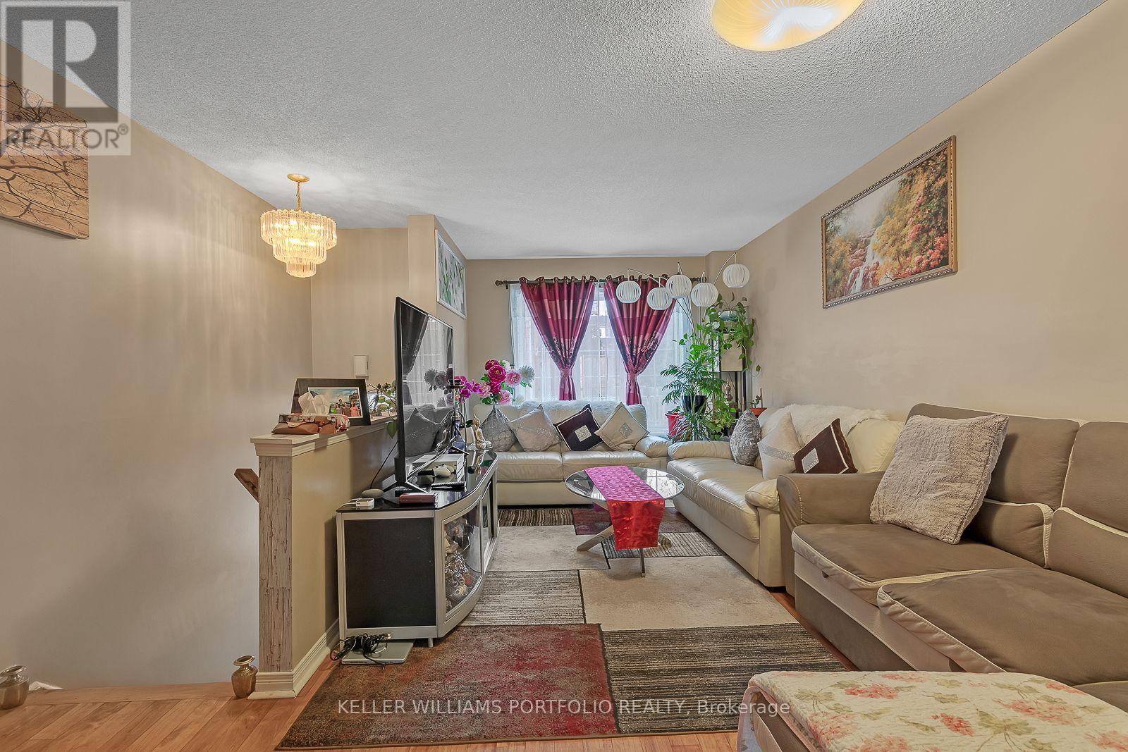 126 - 1168 Arena Road, Mississauga, Ontario  L4Y 4K7 - Photo 2 - W13721630