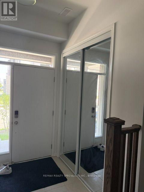 5128 Vetere Street, Mississauga, Ontario  L5M 2S8 - Photo 4 - W13721636