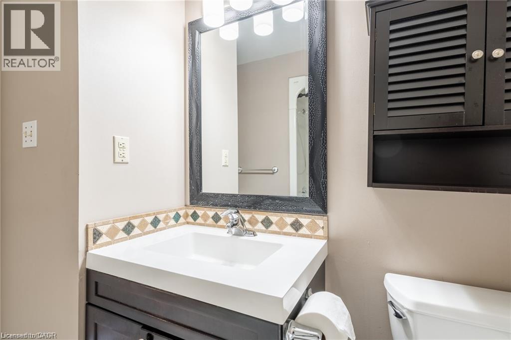 266 Limeridge Road E Unit# 1, Hamilton, Ontario  L9A 2S7 - Photo 19 - 40859031