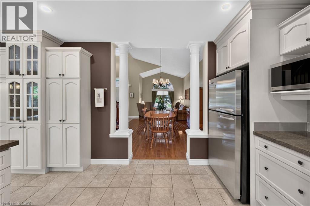 10 Balvenie Boulevard, Caledonia, Ontario  N3W 2N8 - Photo 9 - 40858937