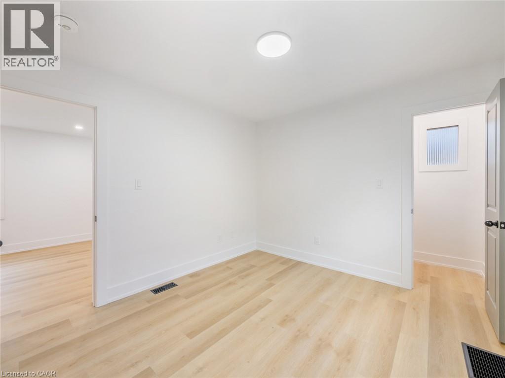 51 Woodbridge Road, Hamilton, Ontario  L8K 3C8 - Photo 15 - 40858826