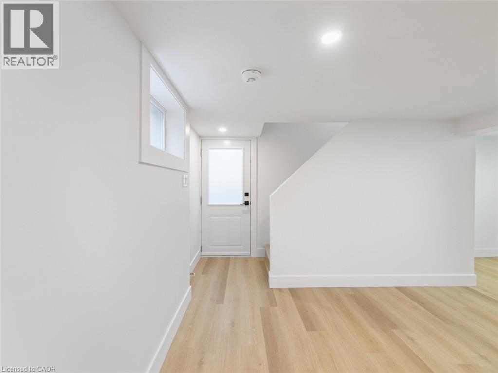 51 Woodbridge Road, Hamilton, Ontario  L8K 3C8 - Photo 24 - 40858826