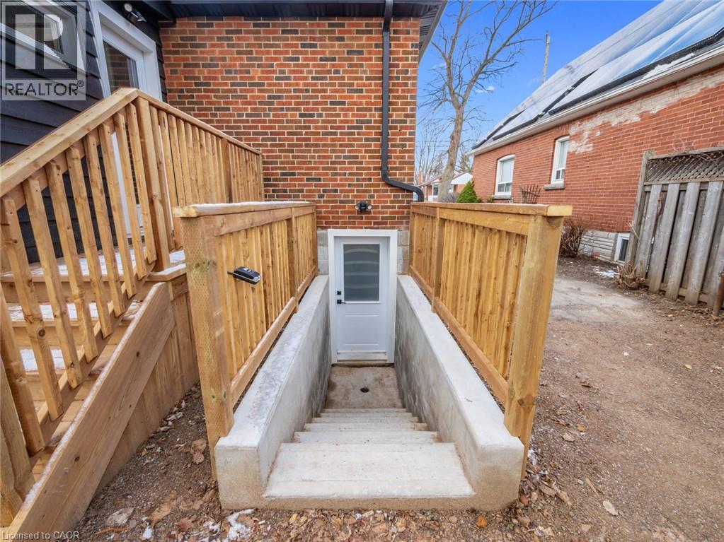51 Woodbridge Road, Hamilton, Ontario  L8K 3C8 - Photo 39 - 40858826