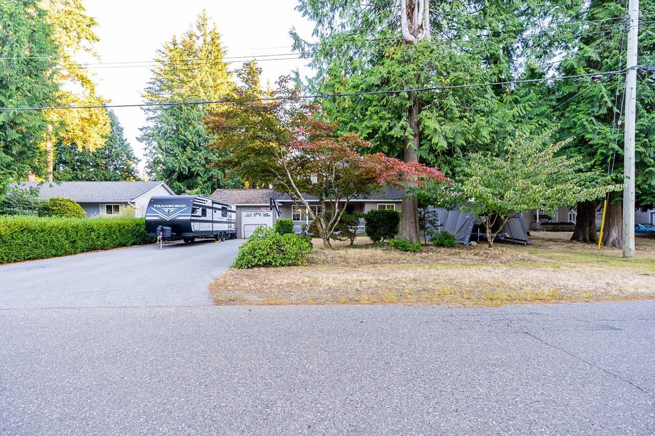 19860 35 Avenue, Langley, British Columbia  V3A 2P6 - Photo 3 - R3159159
