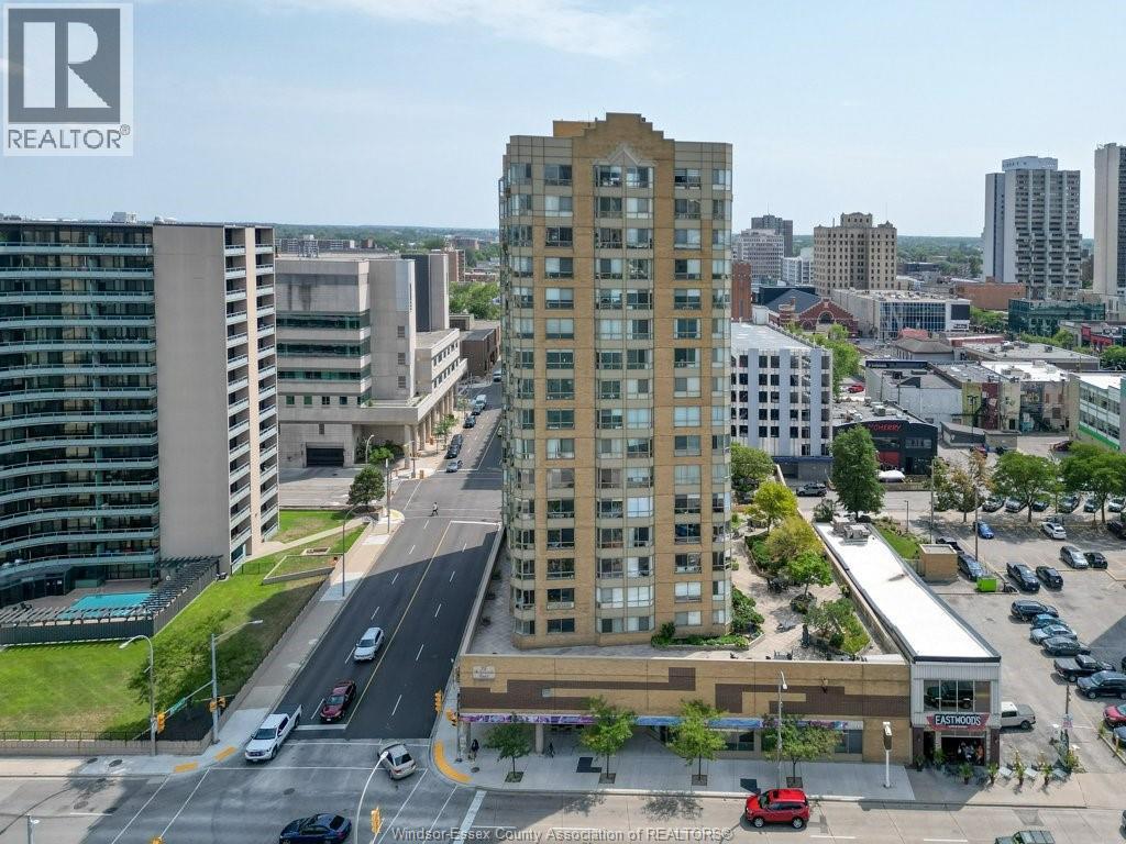 75 Riverside Drive East Unit# 1204, Windsor, Ontario  N9A 7C4 - Photo 2 - 26021021