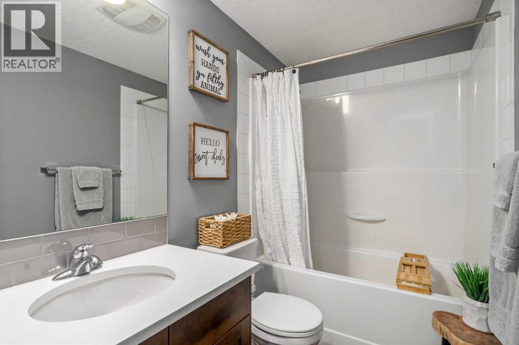 1324, 2461 Baysprings Link Sw, Airdrie, Alberta  T4B 4C6 - Photo 10 - A2337013