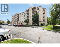 325 VILLAGE GROVE Unit# 306, Tecumseh, Ontario