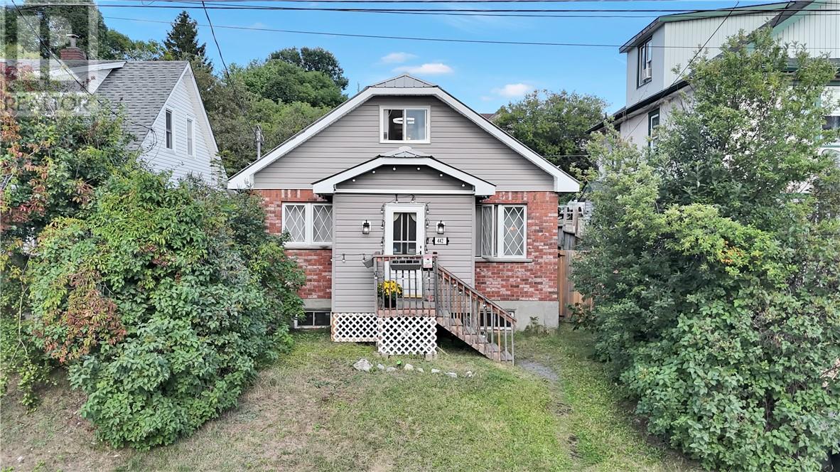 442 BESSIE Avenue, Sudbury, Ontario