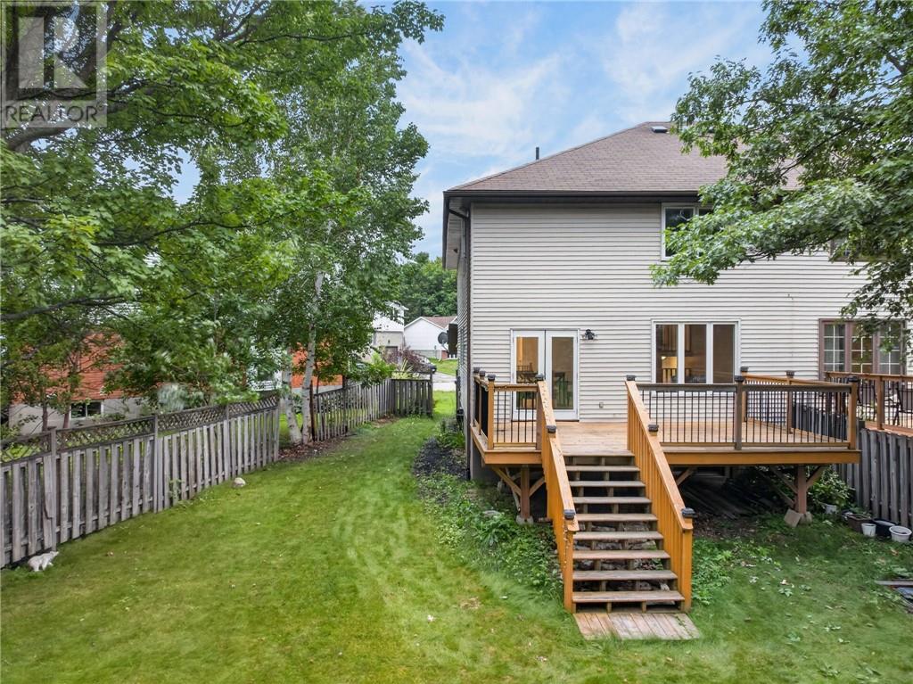 60 Radcliff Park, Sudbury, Ontario  P3E 5Y5 - Photo 6 - 2130063