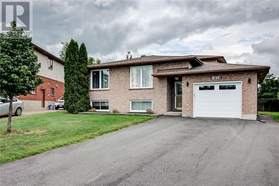 1858 Covewood Crescent, Sudbury, Ontario  P3A 5T1 - Photo 2 - 2130056