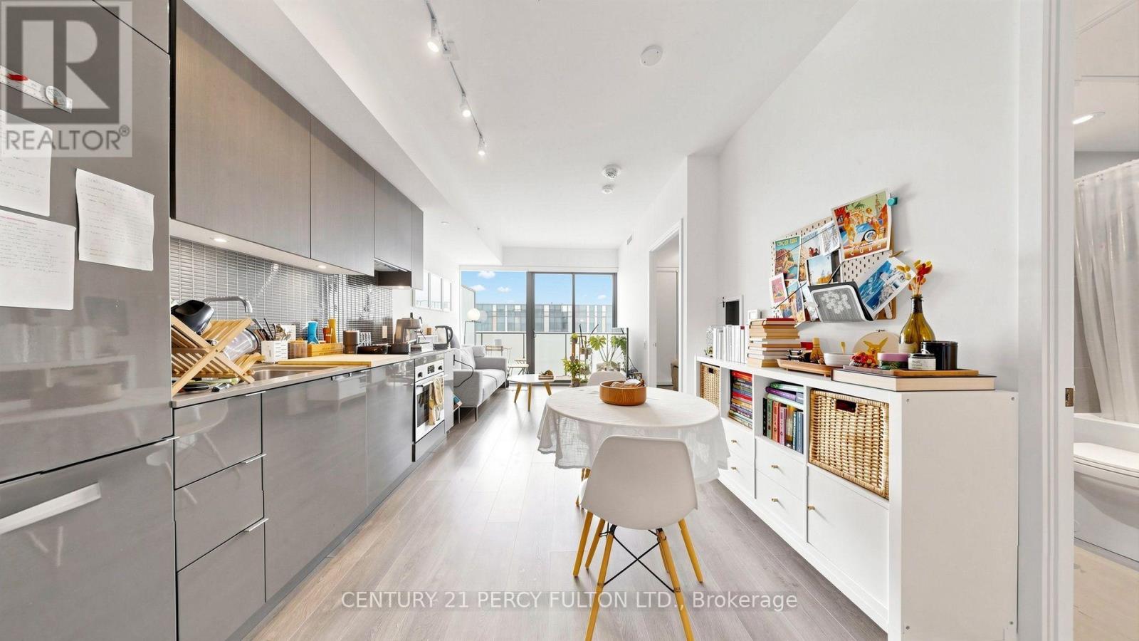 4207 - 161 Roehampton Avenue, Toronto, Ontario  M4P 1P9 - Photo 18 - C13700388