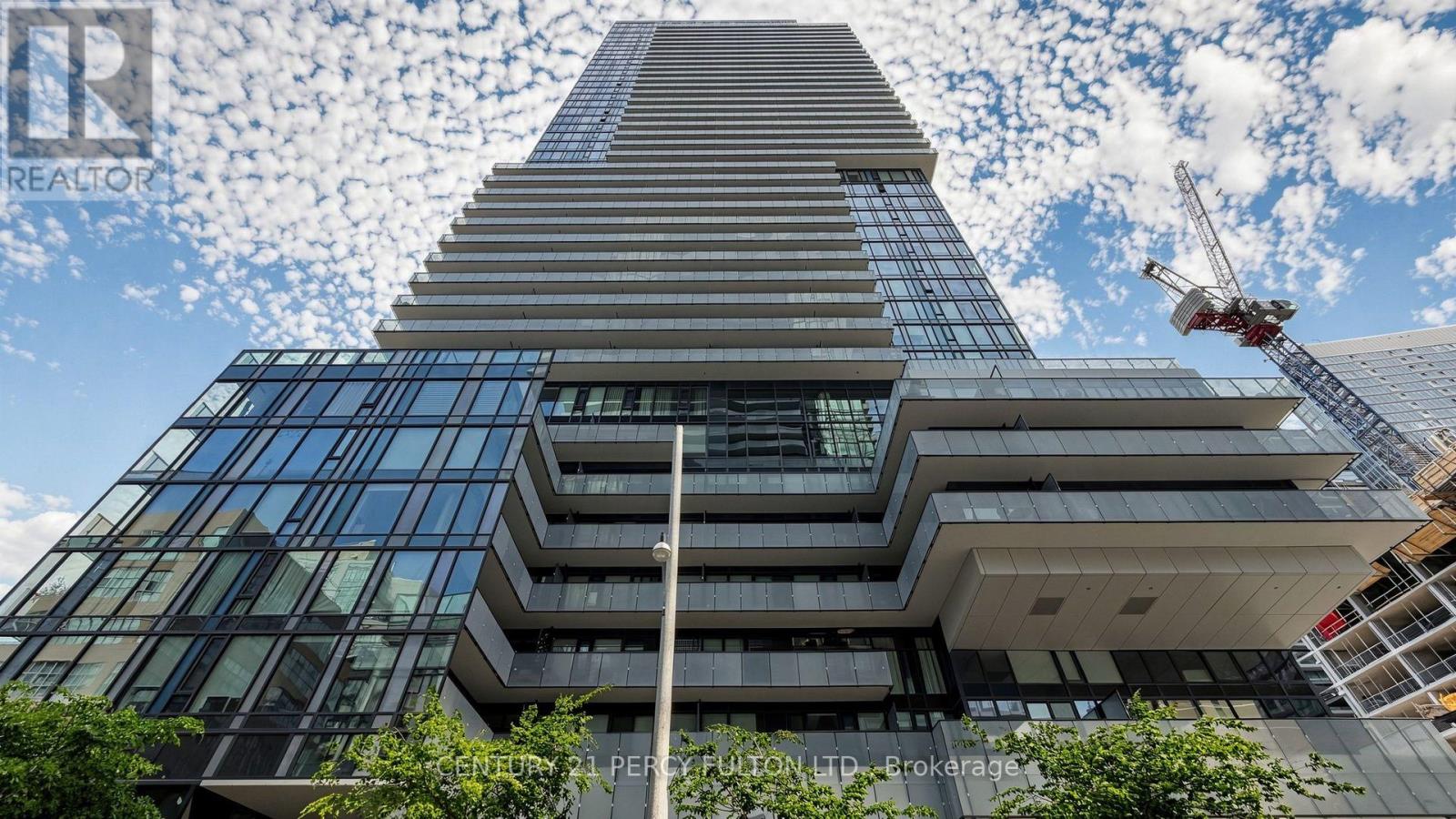 4207 - 161 Roehampton Avenue, Toronto, Ontario  M4P 1P9 - Photo 2 - C13700388