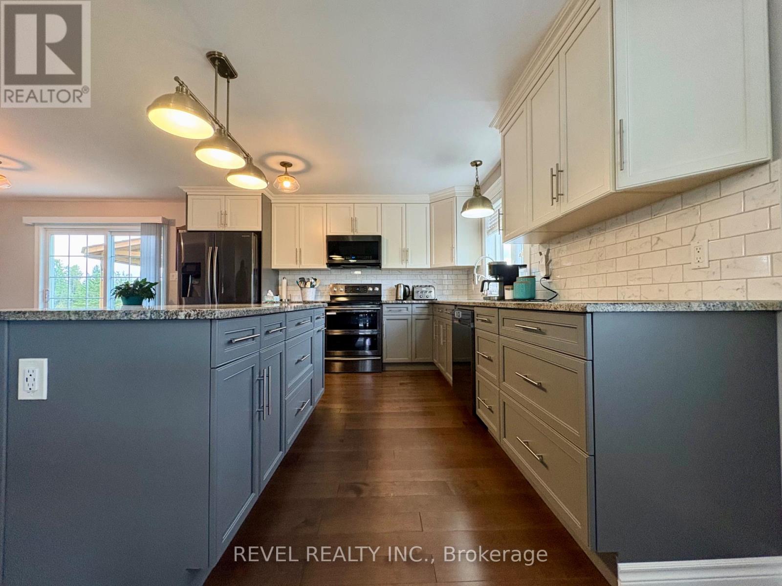 226 Hanna Road, Cochrane, Ontario  P0L 1C0 - Photo 6 - T13721796