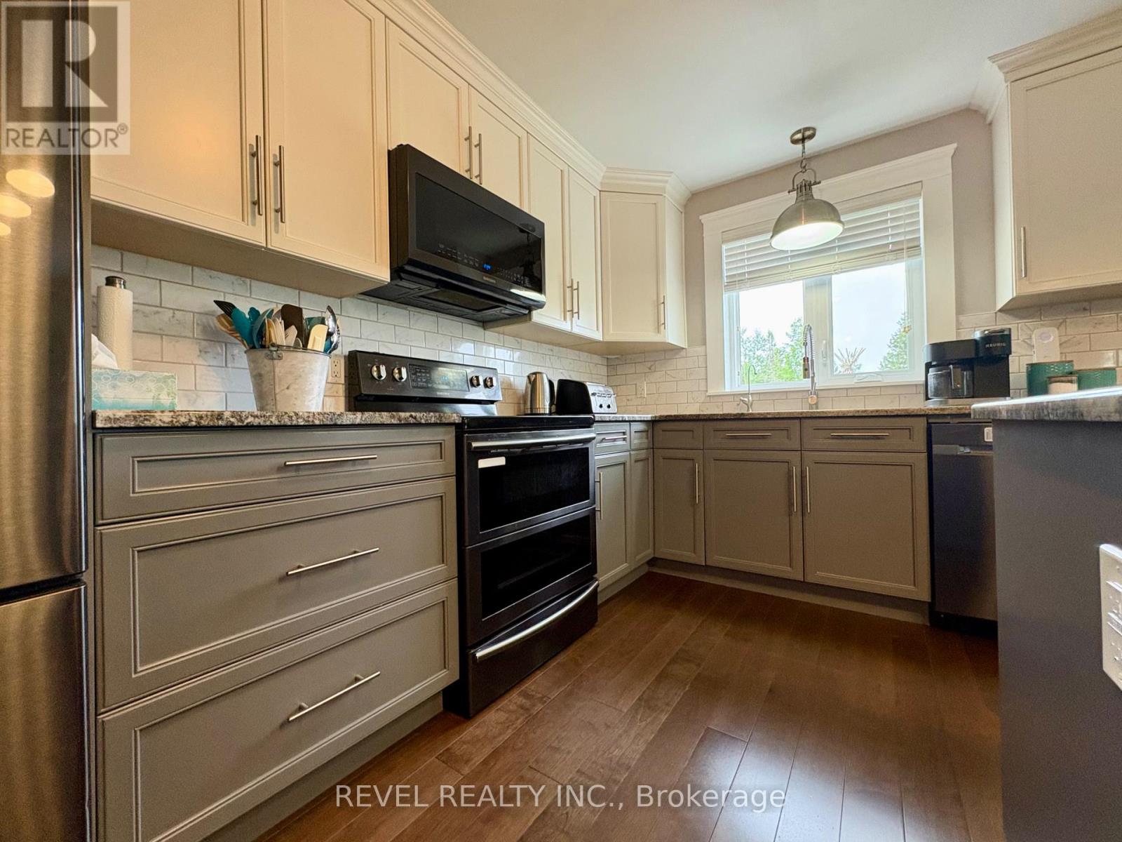 226 Hanna Road, Cochrane, Ontario  P0L 1C0 - Photo 9 - T13721796